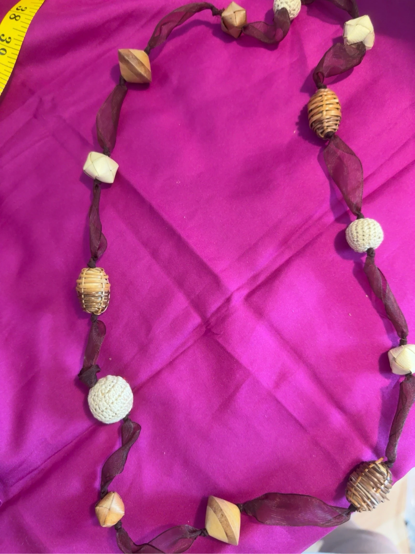 Collar largo artesanal madera y cuentas naturales